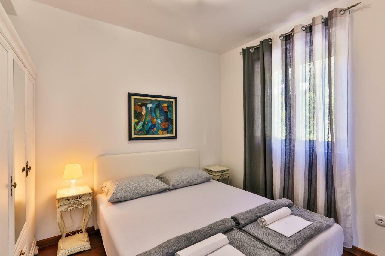 Apartmani Visum Ilha Ilha Sveti Stefan Exterior foto