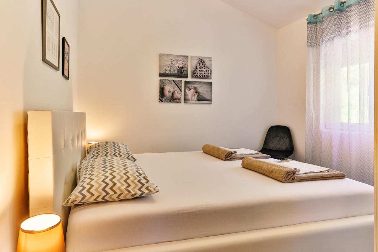 Apartmani Visum Ilha Ilha Sveti Stefan Exterior foto